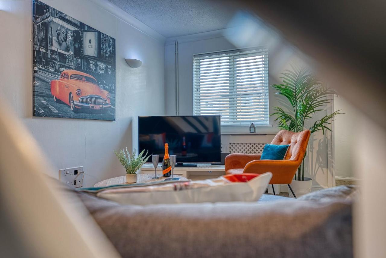 Capri 13 Sa - Contemporary 2 Bedroom House In Loughborough With Free Parking, Close To Loughborough University & M1 Motorway 外观 照片