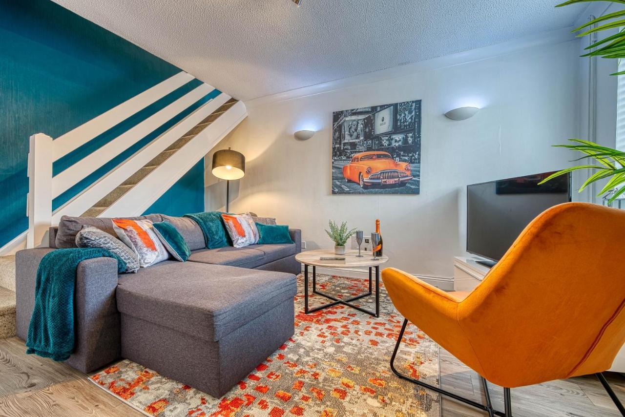 Capri 13 Sa - Contemporary 2 Bedroom House In Loughborough With Free Parking, Close To Loughborough University & M1 Motorway 外观 照片