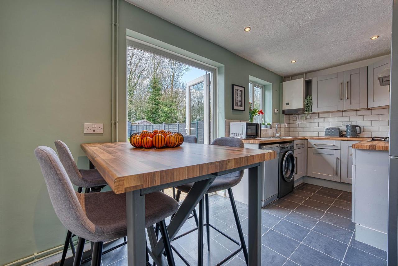 Capri 13 Sa - Contemporary 2 Bedroom House In Loughborough With Free Parking, Close To Loughborough University & M1 Motorway 外观 照片