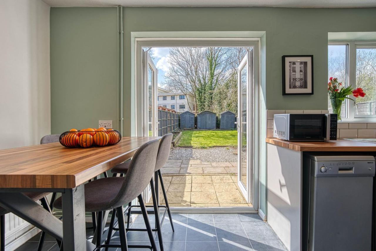 Capri 13 Sa - Contemporary 2 Bedroom House In Loughborough With Free Parking, Close To Loughborough University & M1 Motorway 外观 照片